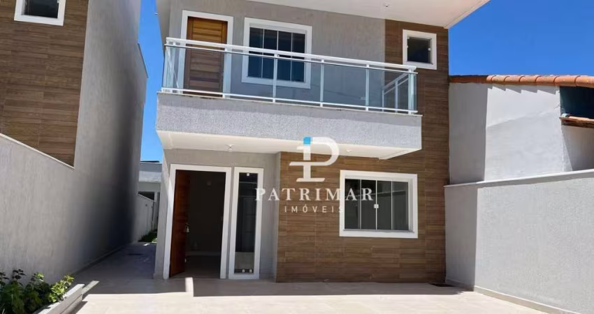 Casa duplex com 4 dormitórios à venda, 180 m² por R$ 650.000 - Itaipuaçu - Maricá/RJ
