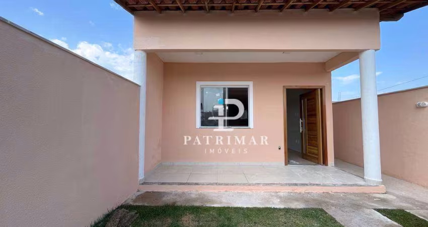 Casa com 2 dormitórios à venda, 104 m² por R$ 425.000,00 - Jardim Atlântico Leste (Itaipuaçu) - Maricá/RJ