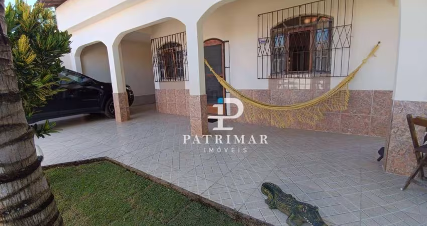 Casa com 2 Quartos e  Quintal próxima à praia por R$ 905.000 - Jardim Atlântico Leste (Itaipuaçu) - Maricá/RJ