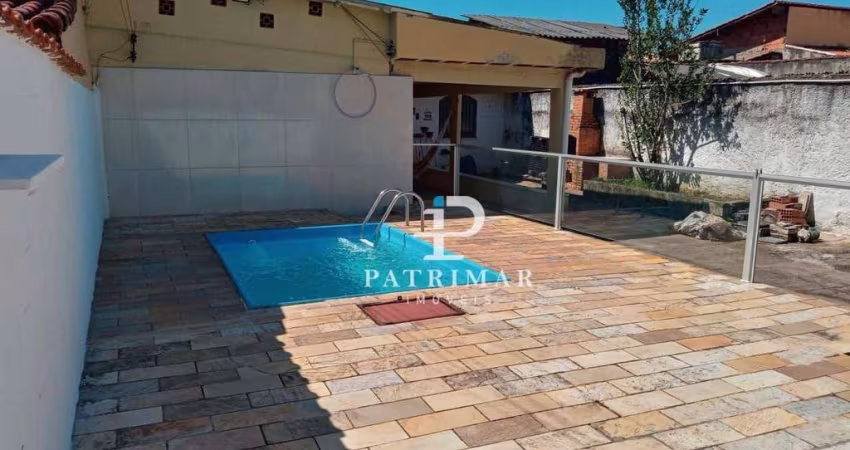 Com 2 quartos, Quintal e Piscina à venda, 81 m² por R$ 190.000 - Inoã - Maricá/RJ