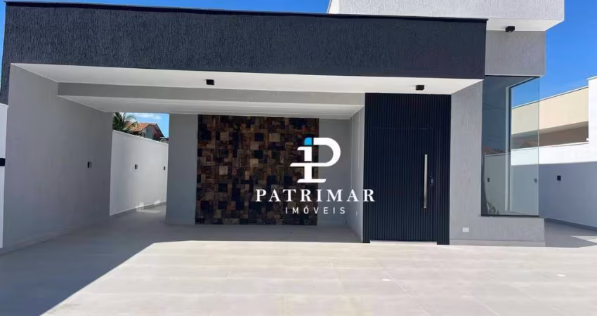 Casa com 3 Quartos à venda, 146 m² por R$ 799.000 - Itaipuaçu - Maricá/RJ