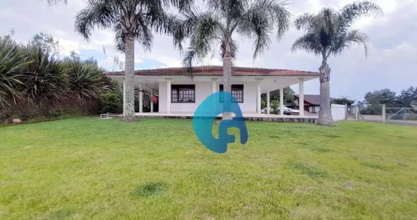 Chácara com 4 dormitórios à venda, 2066 m² por R$ 1.068.990,00 - Colônia Murici - São José dos Pinhais/PR