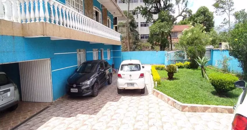 Casa a venda c/ amplo terreno, 05 quartos c/suíte no santa cândida/boa vista em curitiba pr