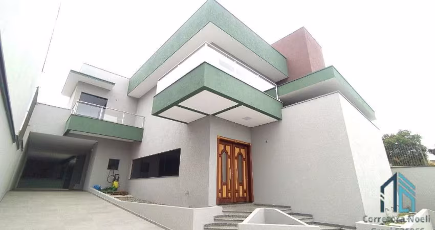 Casa a venda, em um dos melhores Bairros de São José dos Pinhais, 04 quartos sendo uma suíte e 02 Demi Suítes, 12 vagas no Aristocrata .