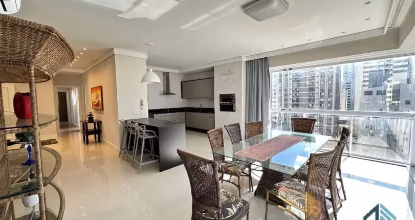 Apartamento 03 suítes, 02 vagas, andar alto em balneário camboriú sc