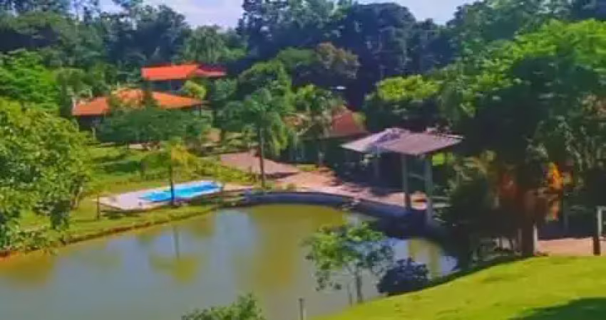 Chácara poucos metros da br 116, 04 tanques de peixes, 03 casas, nascentes, areia branca dos assis -  mandirituba pr