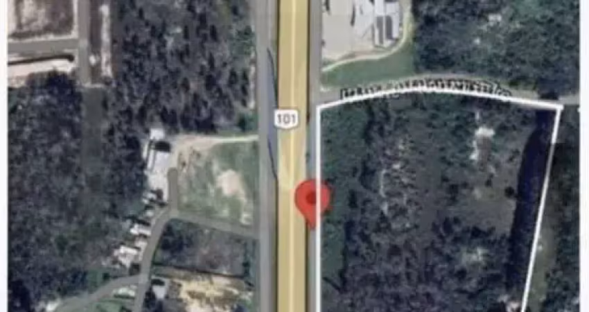 Terreno residencial/comercial/industrial, 40.000 mil m², próximo ao posto girassol, viaduto do bairro estreito, em laguna/sc.