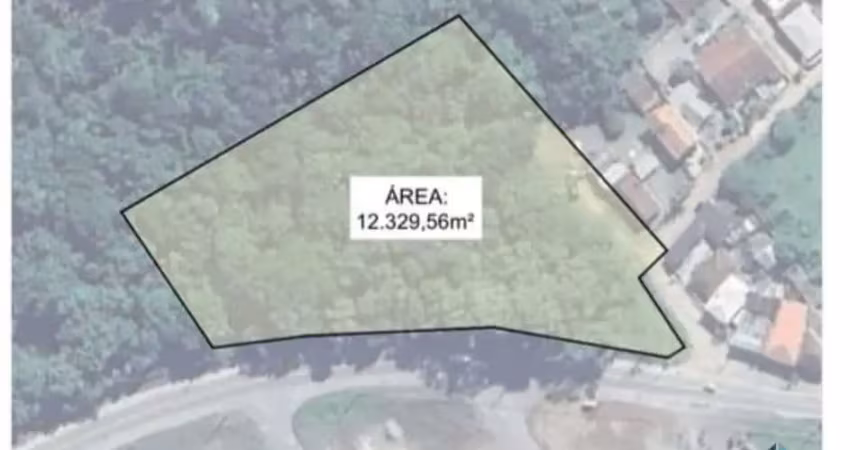 Terreno com 12.329,56m², (possível parcelamento) residência ou galpões, em são francisco do sul sc
