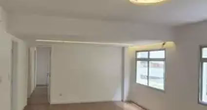 Apartamento Garden amplo, 03 quartos c/suíte, silencioso, ensolarado dia todo, no Juveve em Curitiba PR