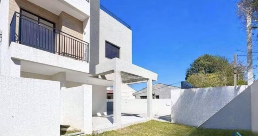 Sobrado com Ático, Terraço, 03 quartos c/suíte, Santa Felicidade em Curitiba PR