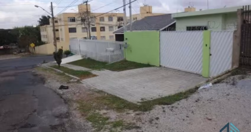 Terreno a venda 8m2 de frente, contem Edícula 02 quartos, no Tingui em Curitiba PR