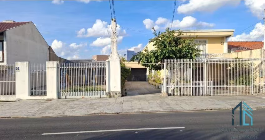 Residência, terreno COM 03 MORADIAS, no Água Verde em Curitiba pr