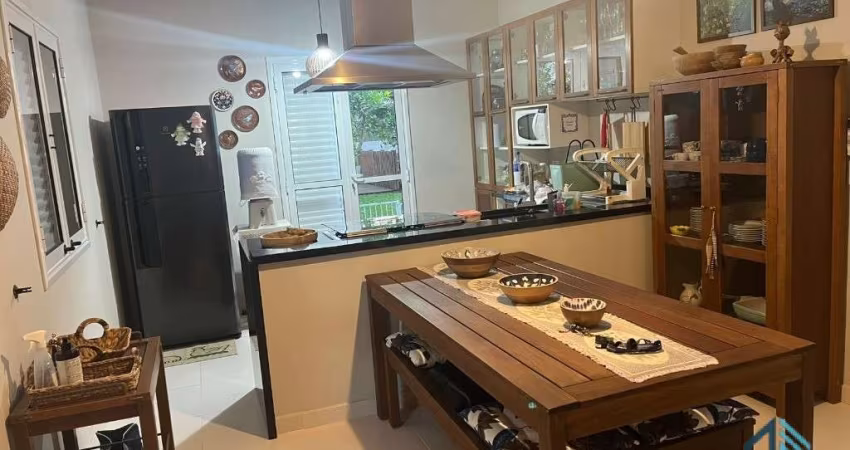 Casa 03 quartos c/suíte, em condomínio Balneário Atami Norte Pontal do Sul PR