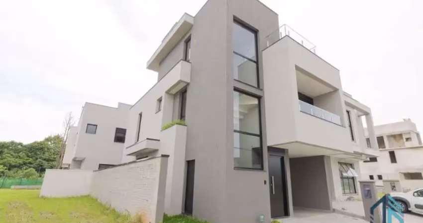 Casa em condomínio clube, 03 quartos c/suíte, terraço, no santa cândida em curitiba pr