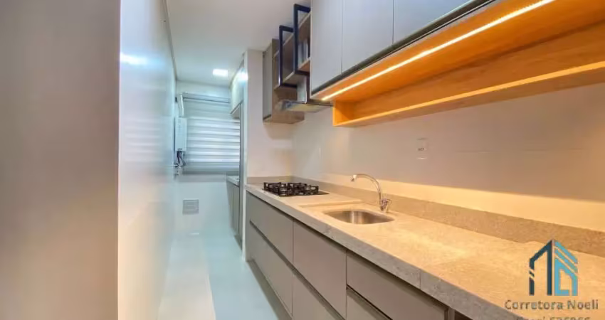 Apartamento, ensolarado, sacada com churrasqueira, 03 quartos c/suíte, na praia dos ingleses em florianópolis -sc.