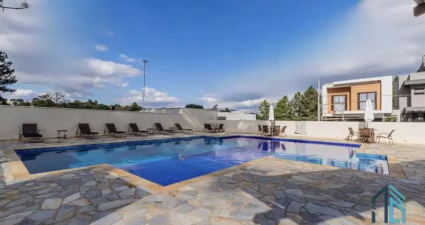 Casa em condomínio, 03 quartos c/suíte, ático c/área gourmet, no santa cândida em curitiba pr