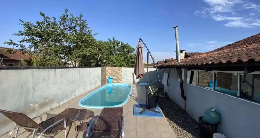 Casa com 3 quartos à venda na Rua Acácias, 920, Fátima, Joinville