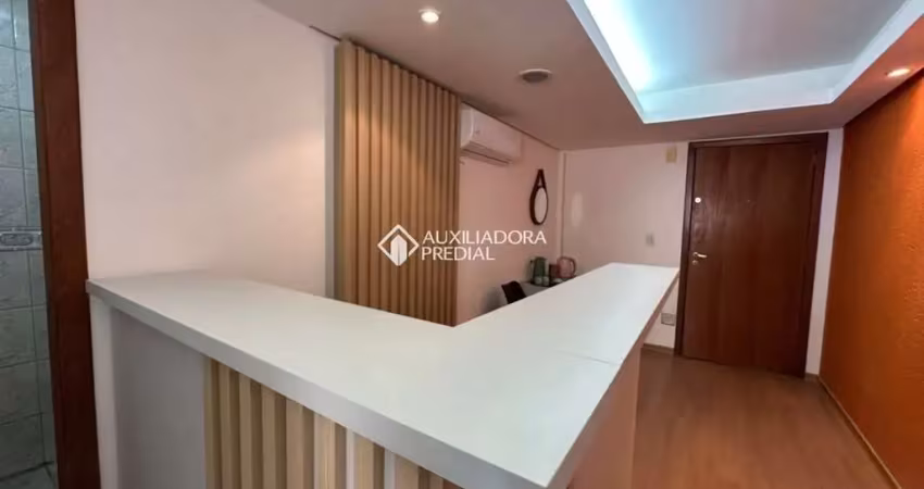 Sala comercial à venda na Avenida Victor Barreto, 3056, Centro, Canoas