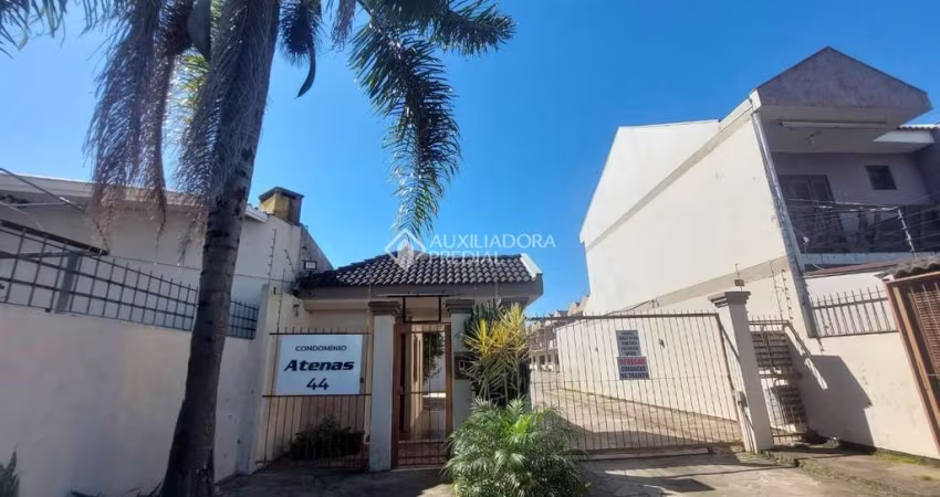 Casa com 3 quartos à venda na Rua Atenas, 44, Niterói, Canoas
