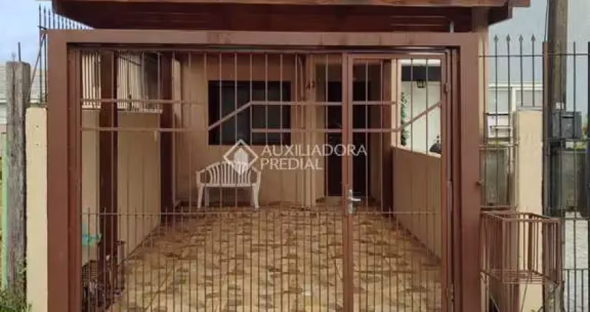 Casa com 2 quartos à venda na Rua Waldemar Silva de Souza, 42, São José, Canoas
