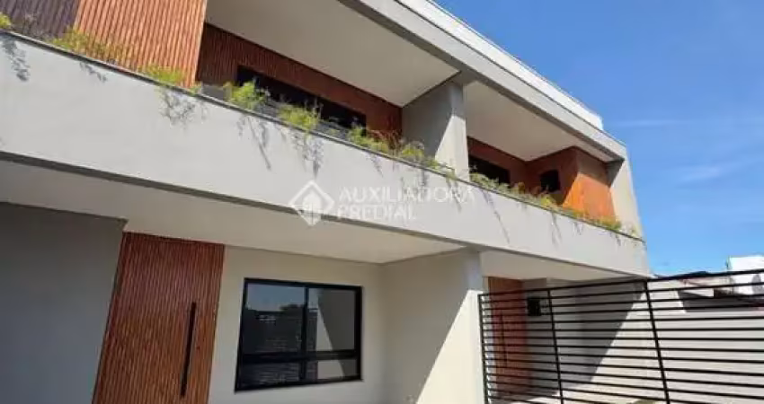 Casa com 3 quartos à venda na Onze de Agosto, 53, Igara, Canoas