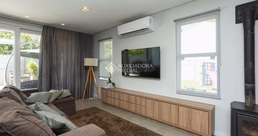 Casa com 3 quartos à venda na Rua Trento, 50, Estância Velha, Canoas