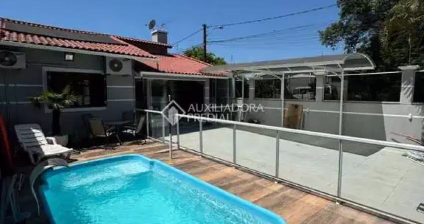 Casa com 2 quartos à venda na Olympia, 9, Mato Grande, Canoas