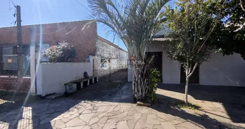 Casa com 2 quartos à venda na Marechal Floriano, 158, Niterói, Canoas