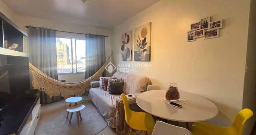 Apartamento com 2 quartos à venda na Rua Pedro Weingartner, 103, Centro, Canoas