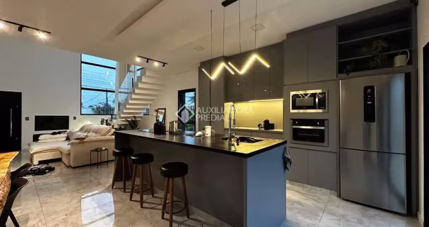 Casa com 2 quartos à venda na Das Tangerinas, 319, Centro, Nova Santa Rita