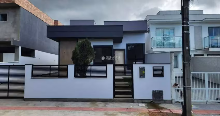 Casa com 3 quartos à venda na Rua Geremias, 128, Bela Vista, Palhoça