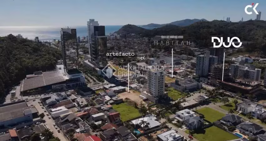Prédio à venda na OSVALDO REIS, 3281, Praia Brava, Florianópolis