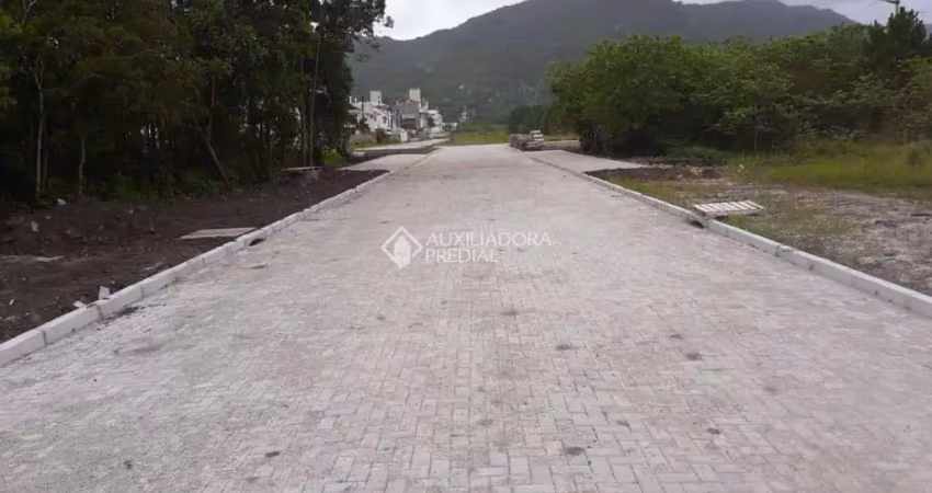 Terreno à venda na Rua Ingá Mirim, 52, Ribeirão da Ilha, Florianópolis