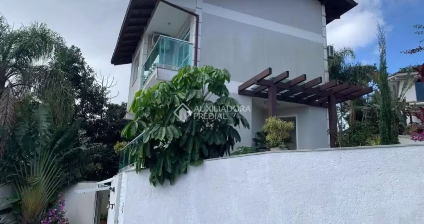 Casa com 3 quartos à venda na Servidão Morada do Sagui, 211, Rio Tavares, Florianópolis