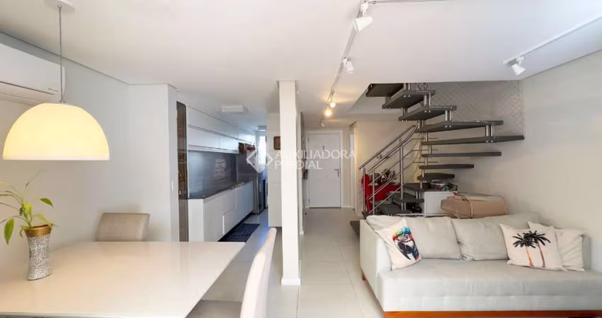 Casa em condomínio fechado com 2 quartos à venda na Rua Sagrado Coração de Jesus, 811, Morro das Pedras, Florianópolis