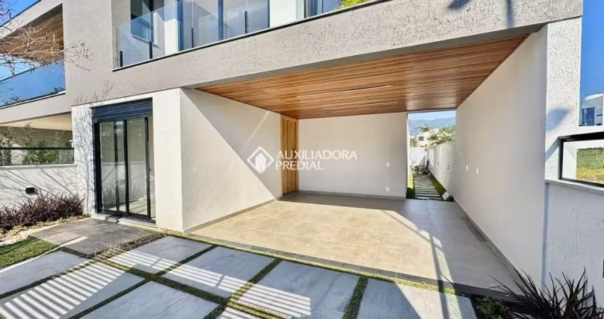 Casa com 3 quartos à venda na Arlindo Isaac da Costa, 28, Lagoa da Conceição, Florianópolis