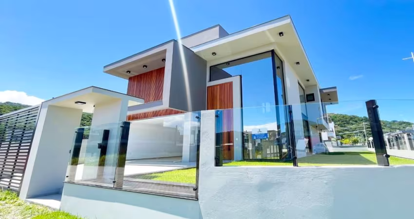 Casa com 3 quartos à venda na Rodovia Doutor Antônio Luiz Moura Gonzaga, 3340, Rio Tavares, Florianópolis