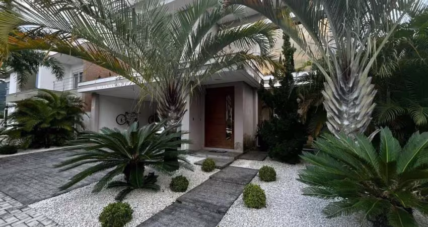 Casa em condomínio fechado com 4 quartos à venda na Rodovia Doutor Antônio Luiz Moura Gonzaga, 3801, Rio Tavares, Florianópolis