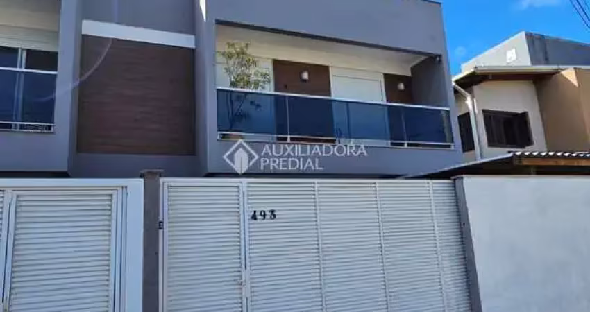 Casa com 2 quartos à venda na Rua Paulo Simão Martins, 493, Rio Tavares, Florianópolis