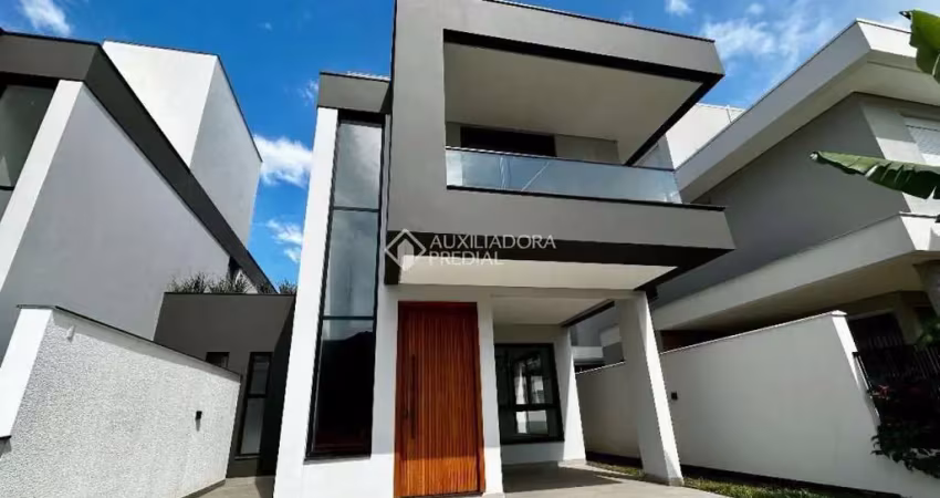 Casa com 3 quartos à venda na Rodovia Doutor Antônio Luiz Moura Gonzaga, 315, Rio Tavares, Florianópolis