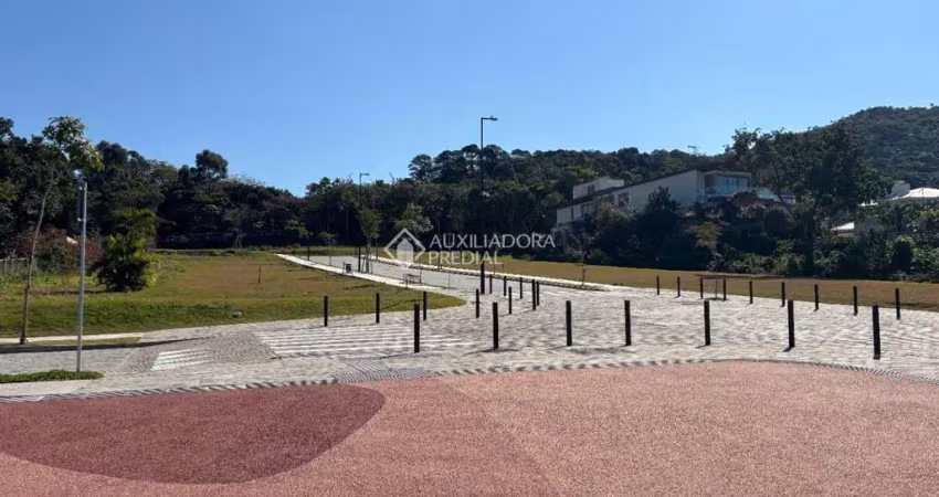 Terreno à venda na Rua da Capela, 303, Campeche, Florianópolis