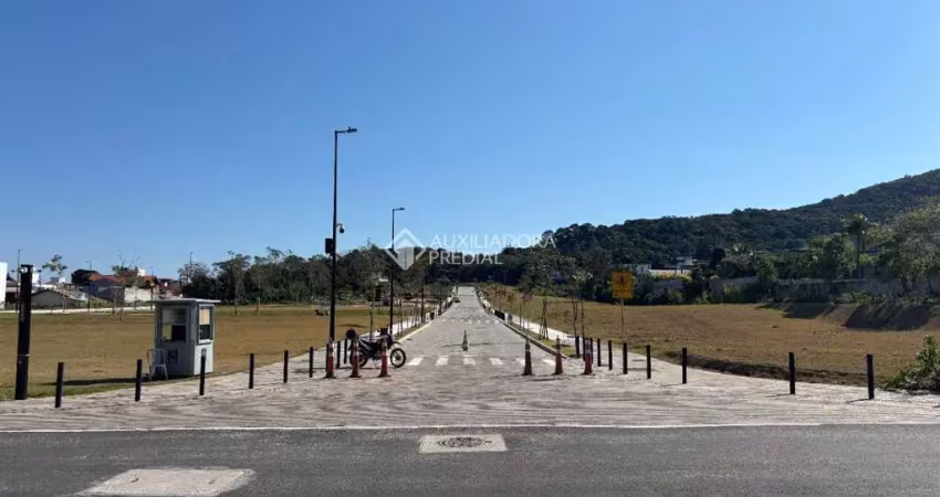 Terreno à venda na Rua da Capela, 303, Campeche, Florianópolis