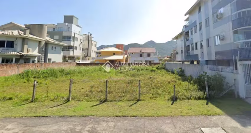 Terreno à venda na das Fluoritas, 10, Pântano do Sul, Florianópolis