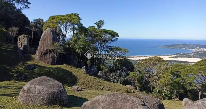 Terreno à venda na Adílio Inácio Abreu, 5777, Macacu, Garopaba
