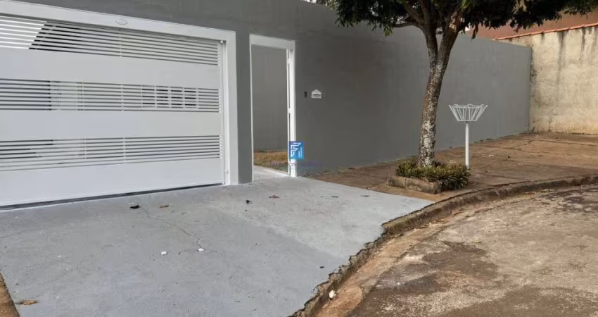 Casa à venda com 2 dorm sendo 1 suíte em Bonfim Paulista