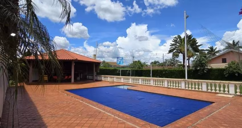 Casa à venda no Condomínio Village 1 - Jardinópolis