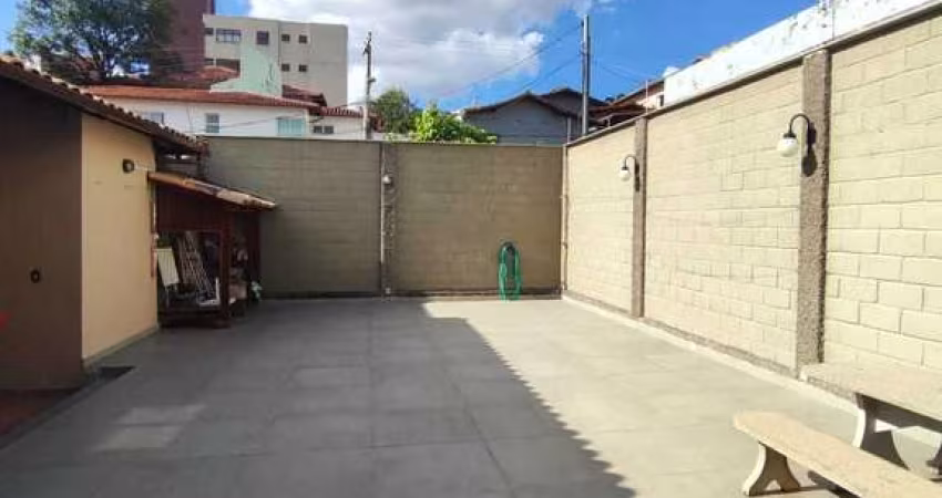 Casa com 3 quartos à venda em Belo Horizonte