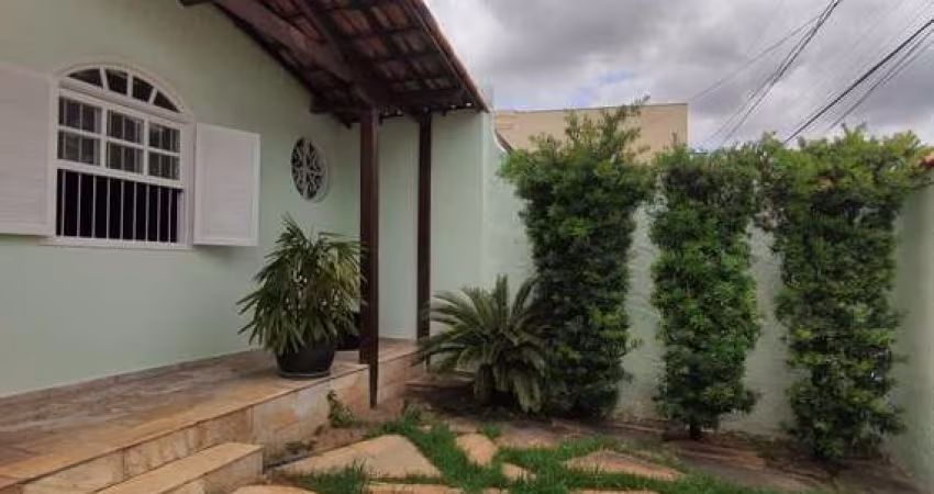 Casa com 5 quartos à venda em Belo Horizonte