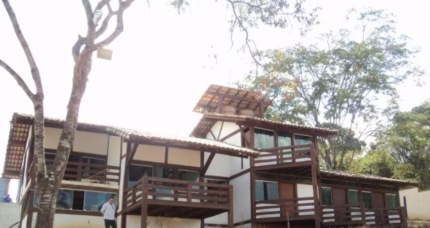 Fazenda / Sítios / Chácaras com 3 quartos à venda em Confins