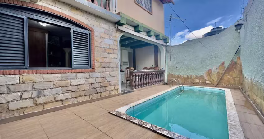 Casa com 4 quartos à venda no Alípio de Melo, Belo Horizonte 
